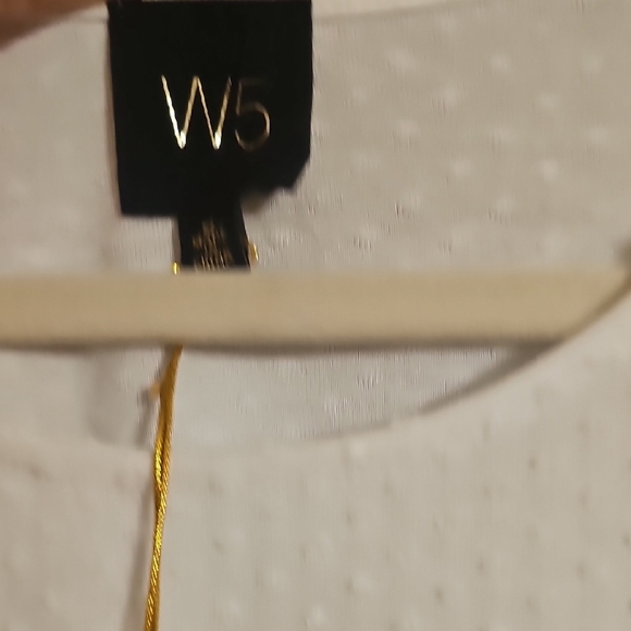 W5 Chic White Puff Sleeve Blouse - Picture 4 of 8